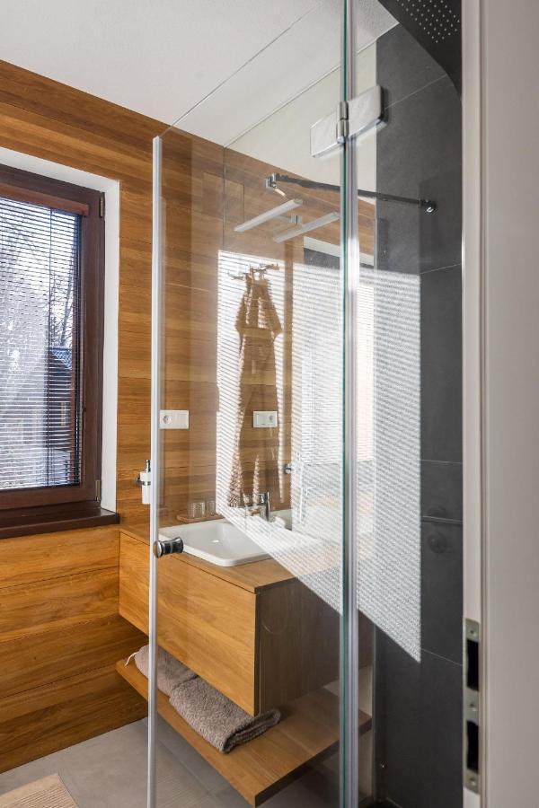 Lucnica Apartments تالي المظهر الخارجي الصورة
